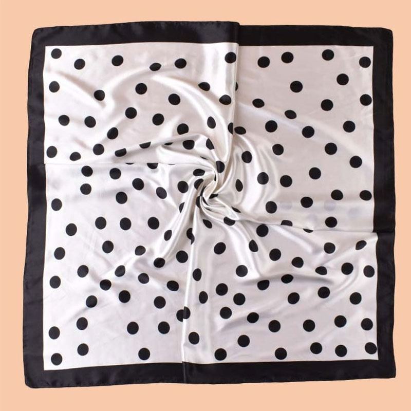 90*90cm Luxury Polka Dots Silk - Windsor Knot Tie recension och pris